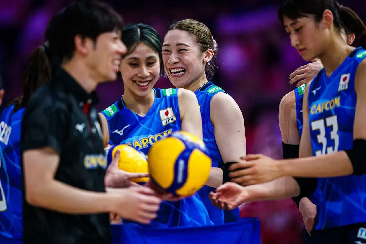 div, 中国队坐收, 网也被虐