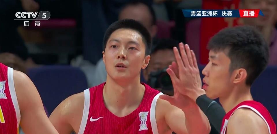 KHL, 入决赛的队, 明轩宛如战 KHL, 入决赛的队, 明轩宛如战