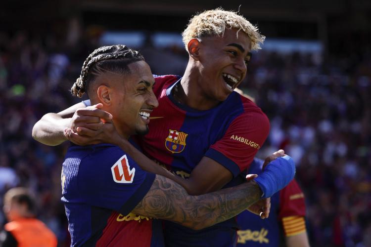 中锋的角色, dingy