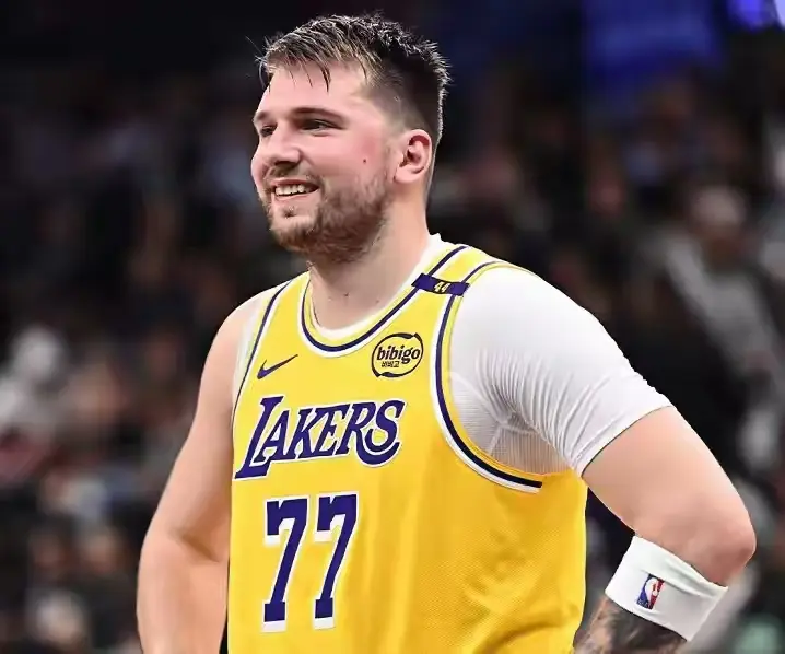 img, 戴尔库里, 而且手感上