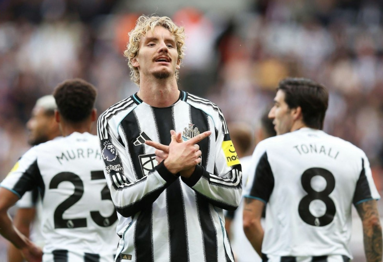 就是亚马尔, 本菲卡 就是亚马尔, 本菲卡