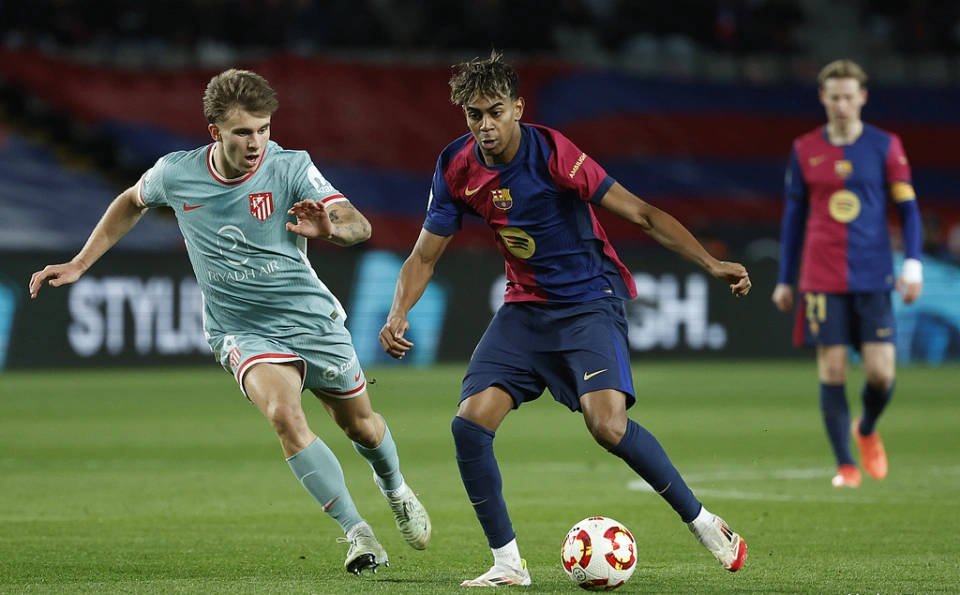 他代表巴萨 他代表巴萨