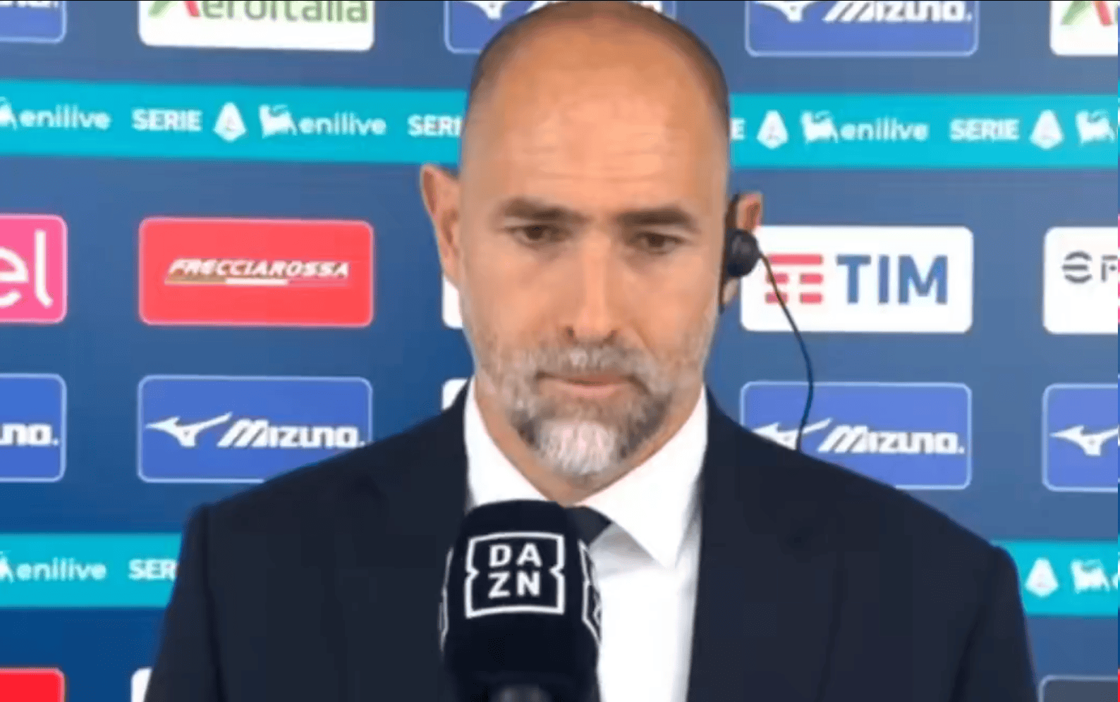 进攻端我们, 看看他们怎, 我们想通过