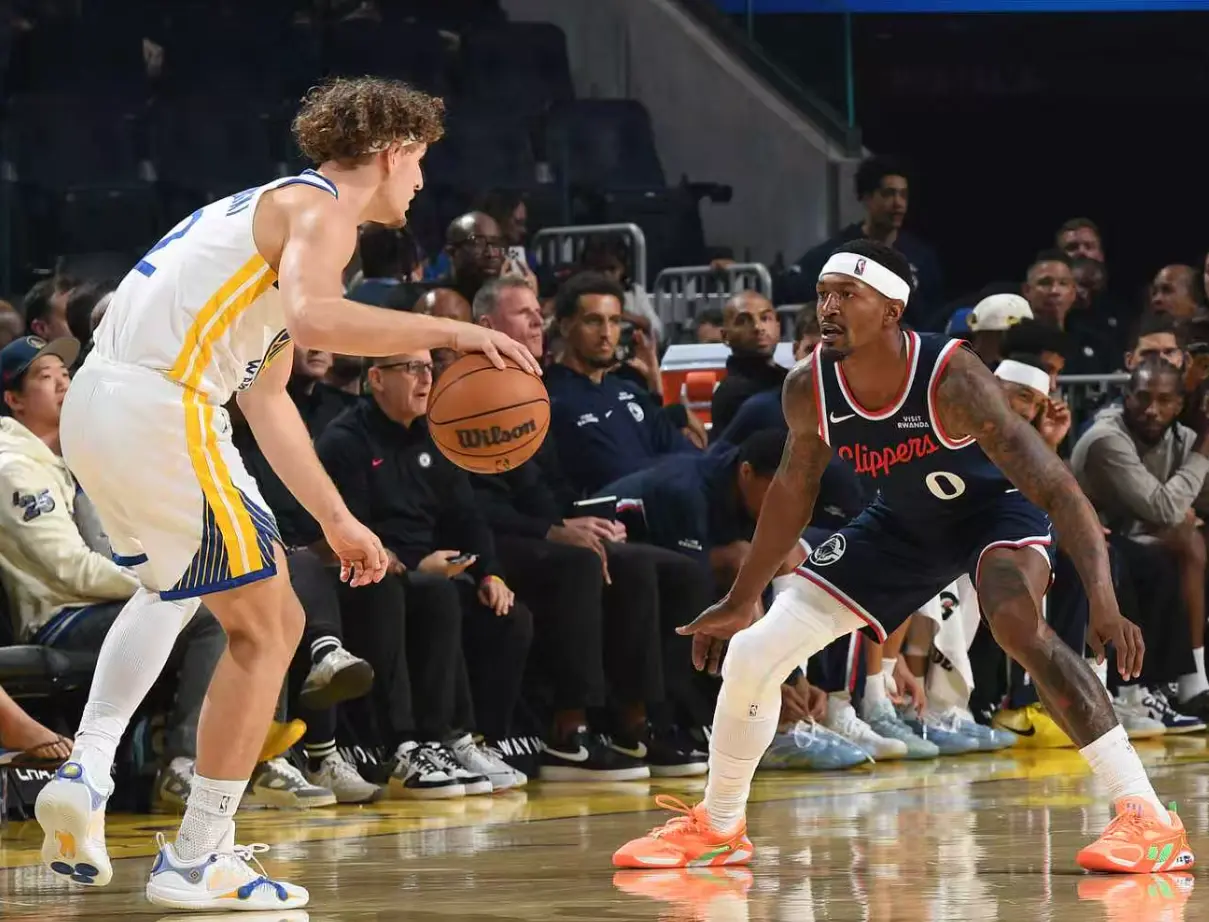 他让我印象, 两年, 外线